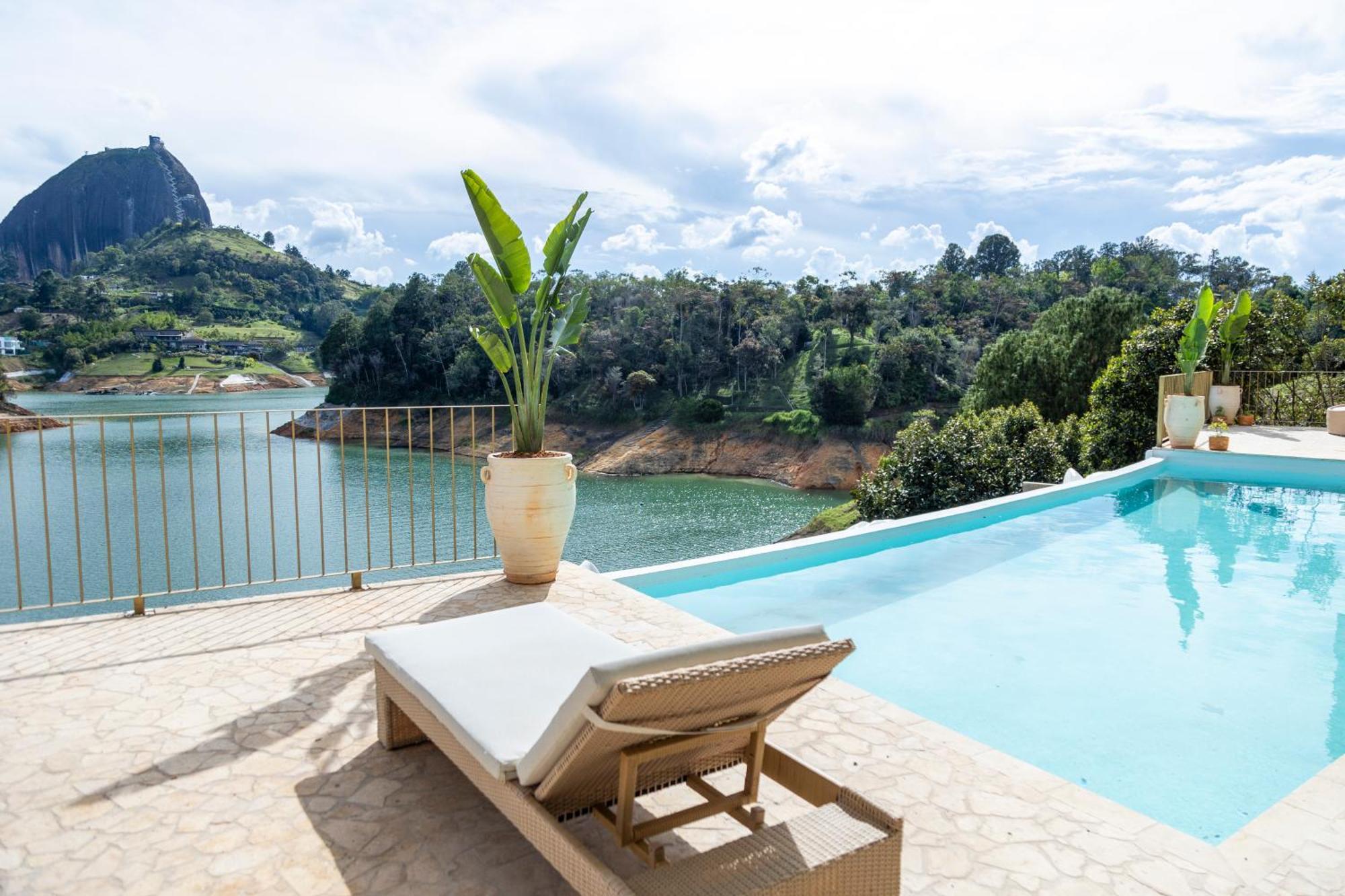 Mylos Hotel Boutique Guatapé Extérieur photo